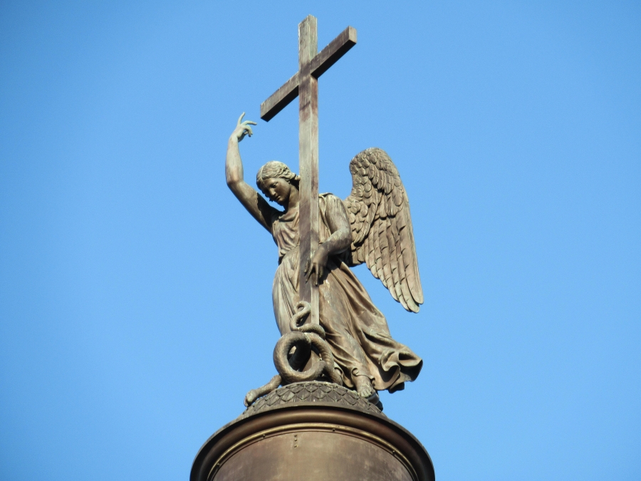 Angel at the top of Alexander Column.